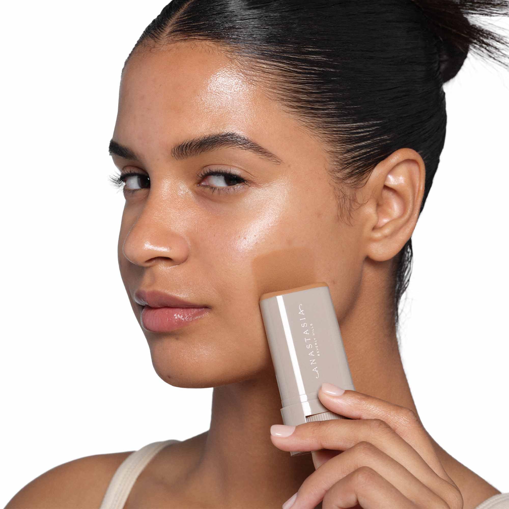 Anastasia Beverly Hills - Beauty Balm Serum Boosted Skin Tint - Shade 12 - Image 4