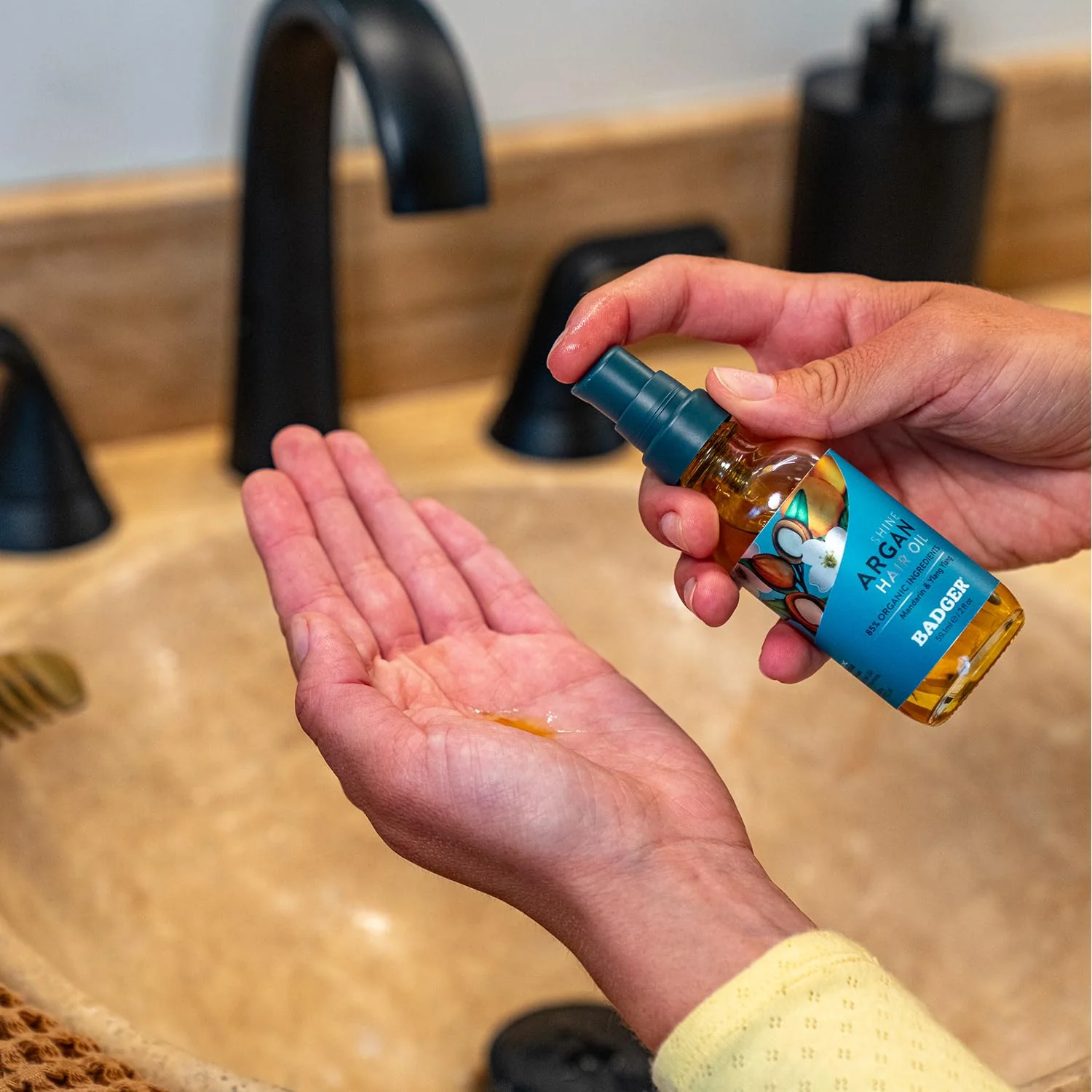 Badger Organic Argan Hair Oil, Restore a Healthy Shine to Dry Brittle Hair, Organic Moroccan Argan Oil Hair Moisturizer/Hair Serum, 2 fl oz Glass Bottle - Image 3