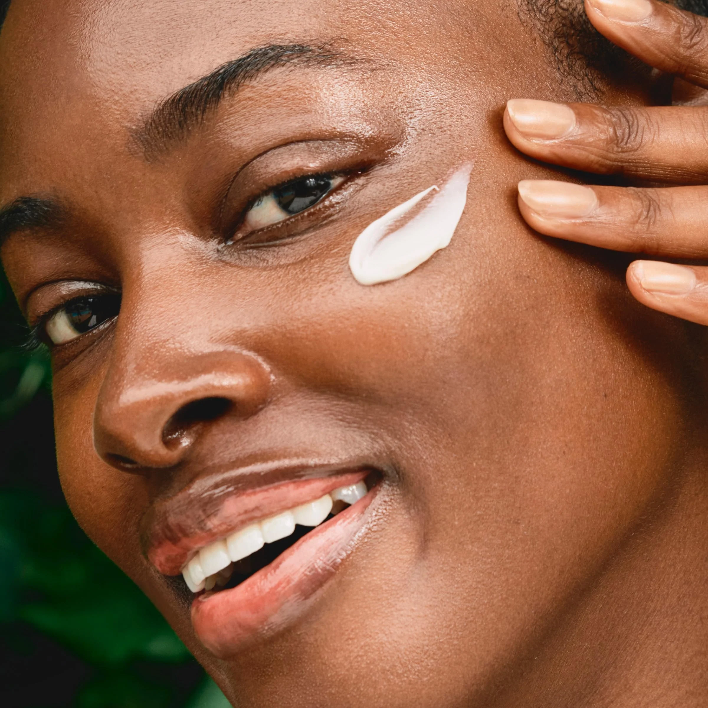 Clarins Multi-Active Day Moisturizer with Niacinamide | Smooth Fine Lines | Visibly Tighten Pores | Even Tone and Texture | Boost Glow | Strengthen Moisture Barrier | All Skin Types | 1.7 Ounces - Image 8