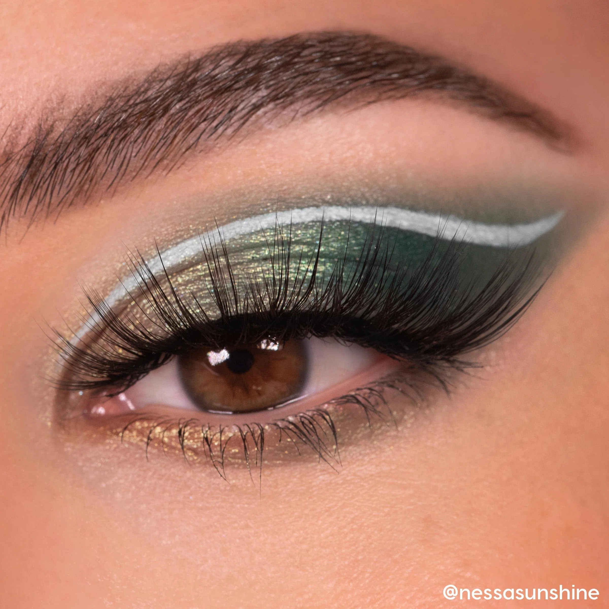 ColourPop Just My Luck Green Eyeshadow Palette - Green & Neutral Eyeshadow Palette with Matte & Metallic Finishes - High-Pigment Eye Makeup with a Long-Wearing Formula (0.3 oz) - Image 3