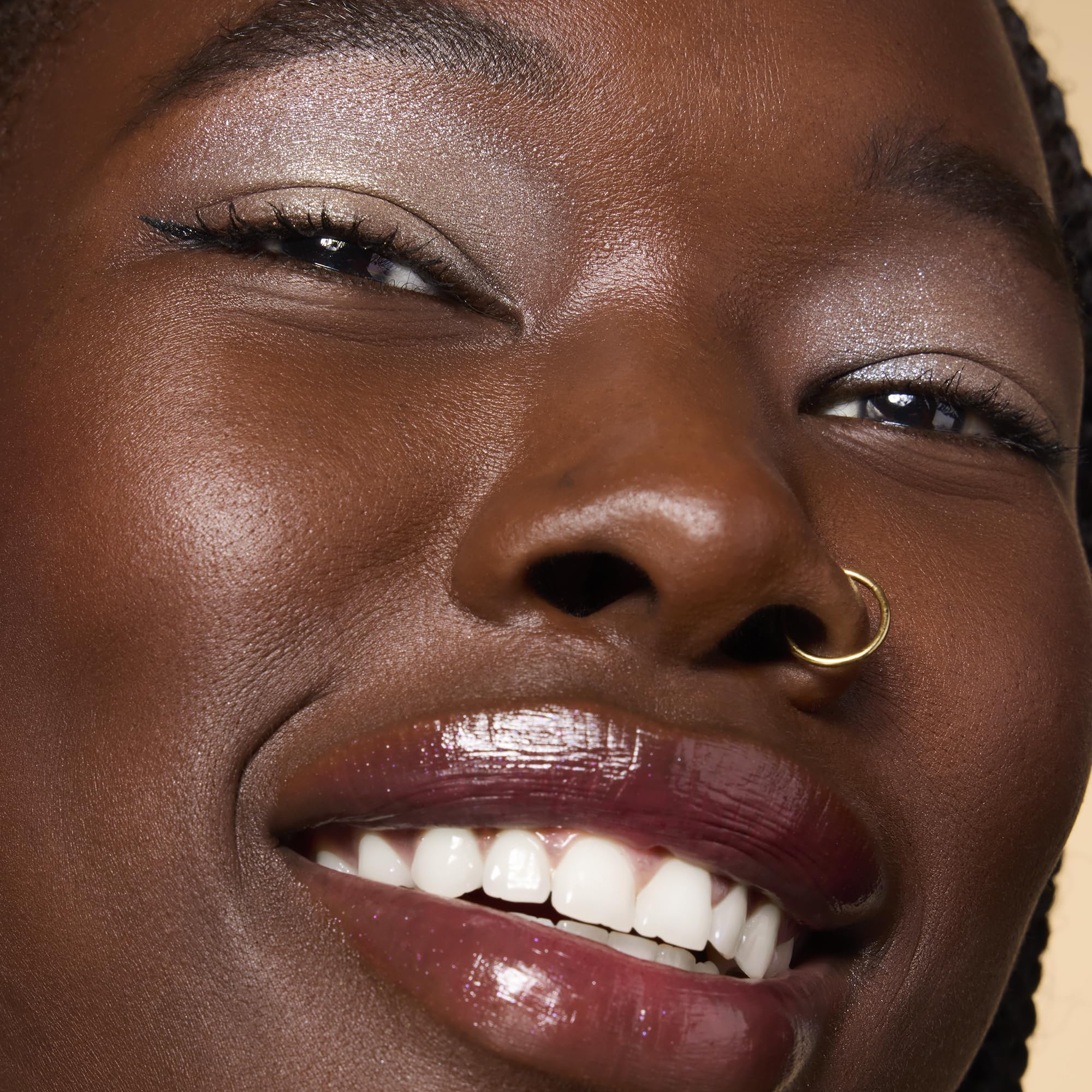 e.l.f. Fine As Fleck Glitter Eyeshadow, Long-Lasting Sheer Eye Makeup With A Shimmer Finish, Smooth Formula, Vegan & Cruelty-Free, Champagne Showers - Image 5