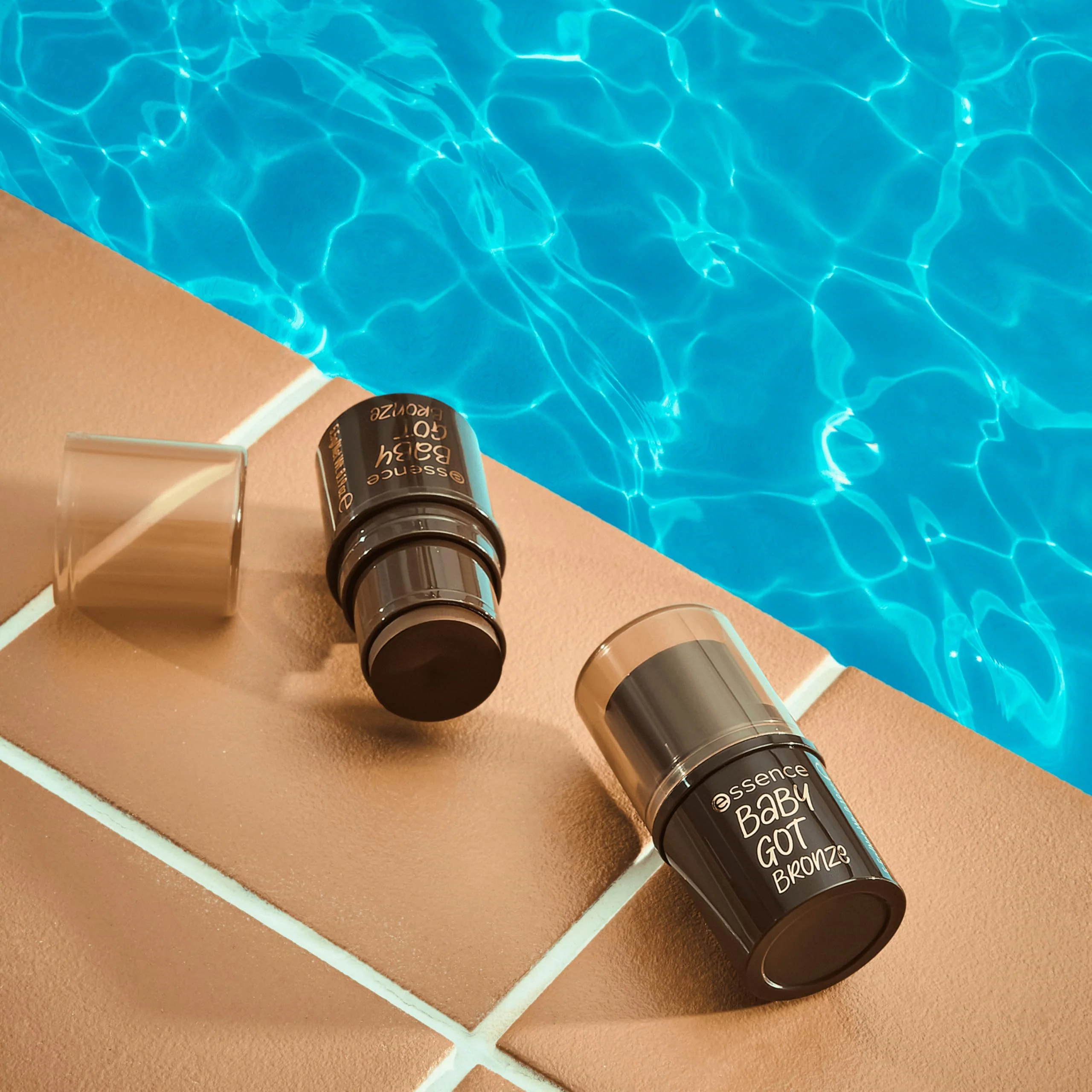 essence | Baby Got Bronze Stick | Cream Bronzer Easy to Apply & Blend | Vegan & Cruelty Free | Free From Gluten, Parabens, Preservatives, & Microplastic Particles (50 | Cozy Coffee Kiss) - Image 6