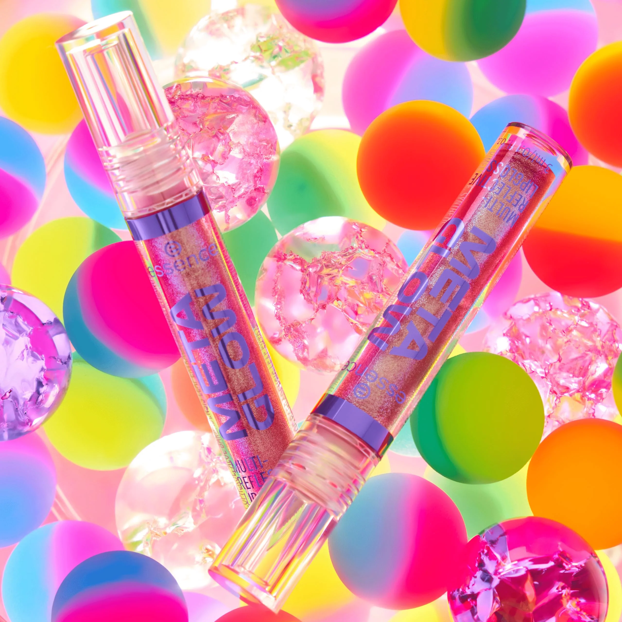 essence | Meta Glow Multi-Reflective Lip Gloss | Iridescent Shimmer, Holographic, Non-Sticky & Comfortable | Vegan & Cruelty Free (03 | Pink Vision) - Image 3