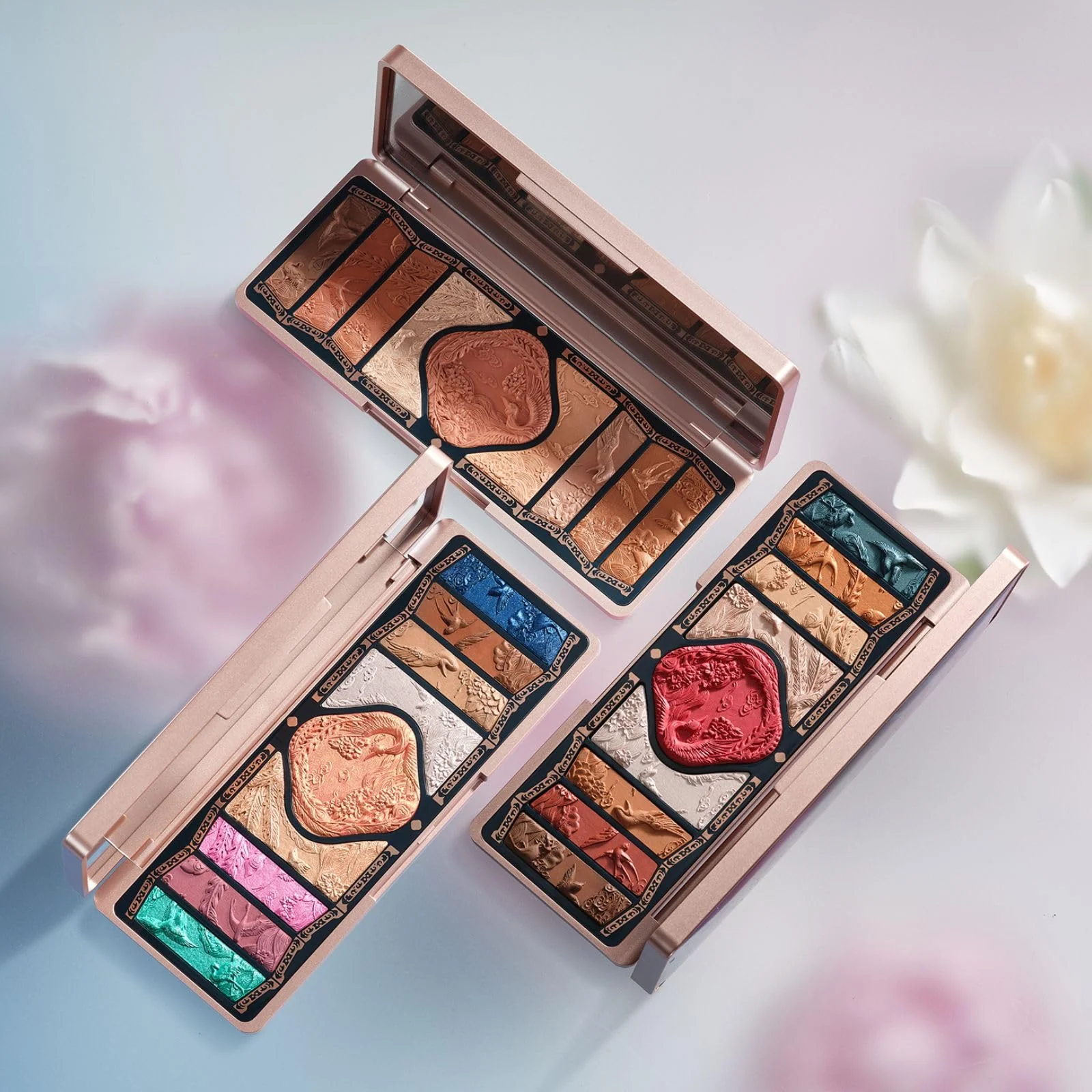 FLORASIS Floral Engraving Phoenix Makeup Palette Makeup Long Lasting Blendable Natural Eyeshadow Palette for Women (03 Soaring Sunlight) - Image 3