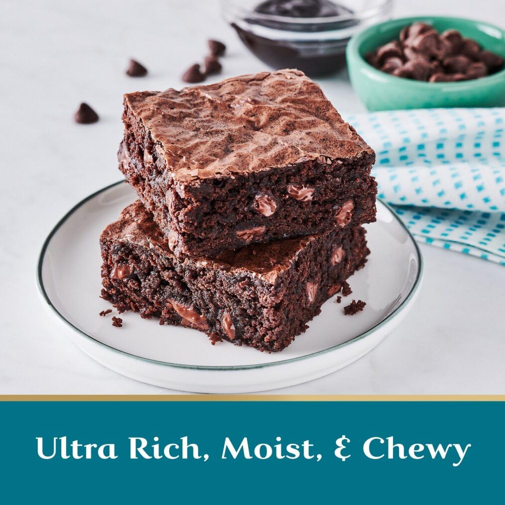 Ghirardelli Ultimate Chocolate Premium Brownie Mix, Includes Chocolate Syrup and Chips, 19 oz Boxes (Pack of 12) - Image 6