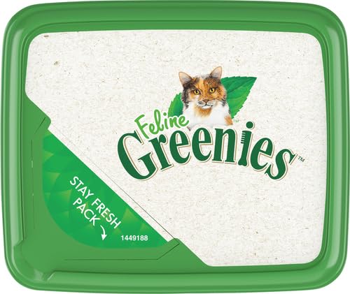 Greenies Cat Treats, Feline Veterinarian-Recommended Adult Natural Dental Treats, Catnip Flavor, 9.75 oz. Tub - Image 2