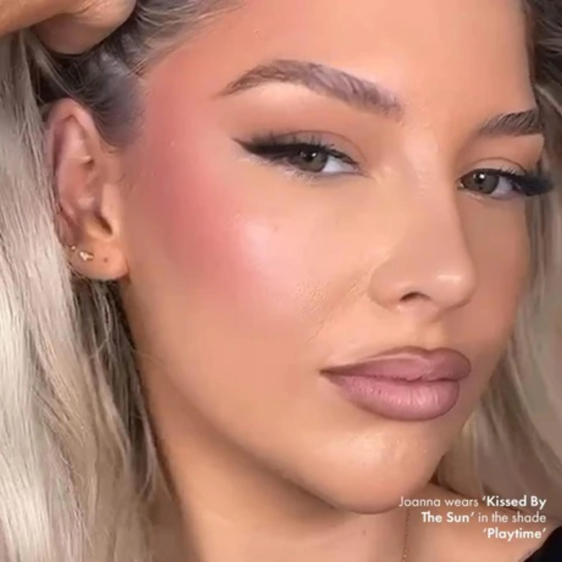 ICONIC LONDON Kissed by the Sun | Multi-Use Blush, Bronzer, & Highlighter, For All Skin Types, Cruelty-Free, Vegan Makeup, (Play Time) 0.17 oz - Image 3