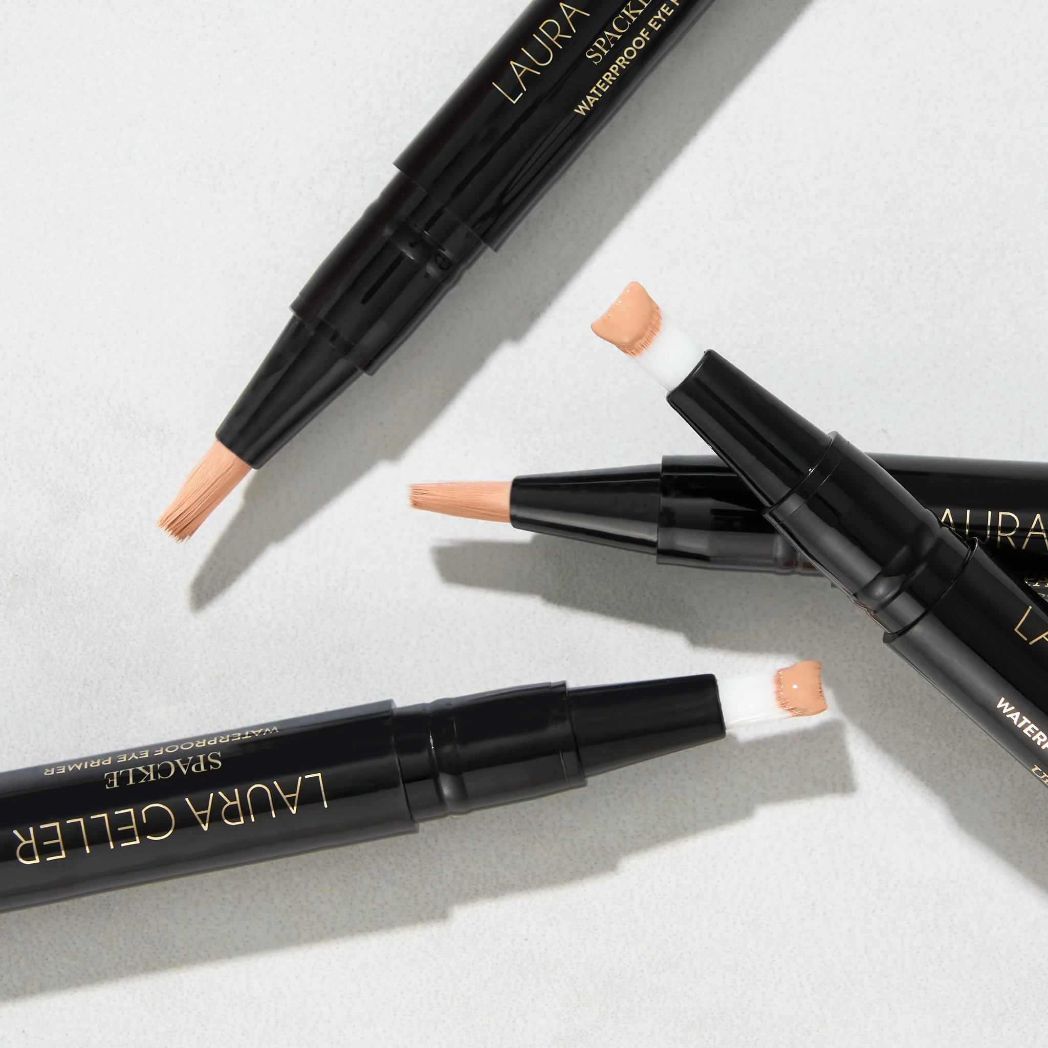 LAURA GELLER NEW YORK Waterproof Eye Spackle Eye Shadow Primer- Reduces the Appearance of Fine Lines-Lasts All Day -Universal - Image 2