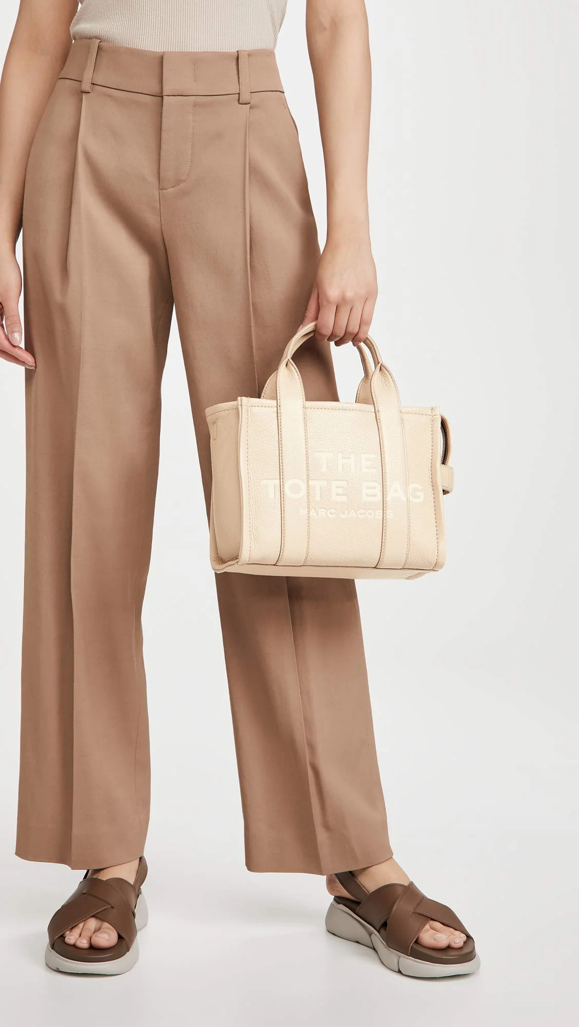 Marc Jacobs Women's The Leather Small Tote Bag, Twine, Tan, One Size - Image 6