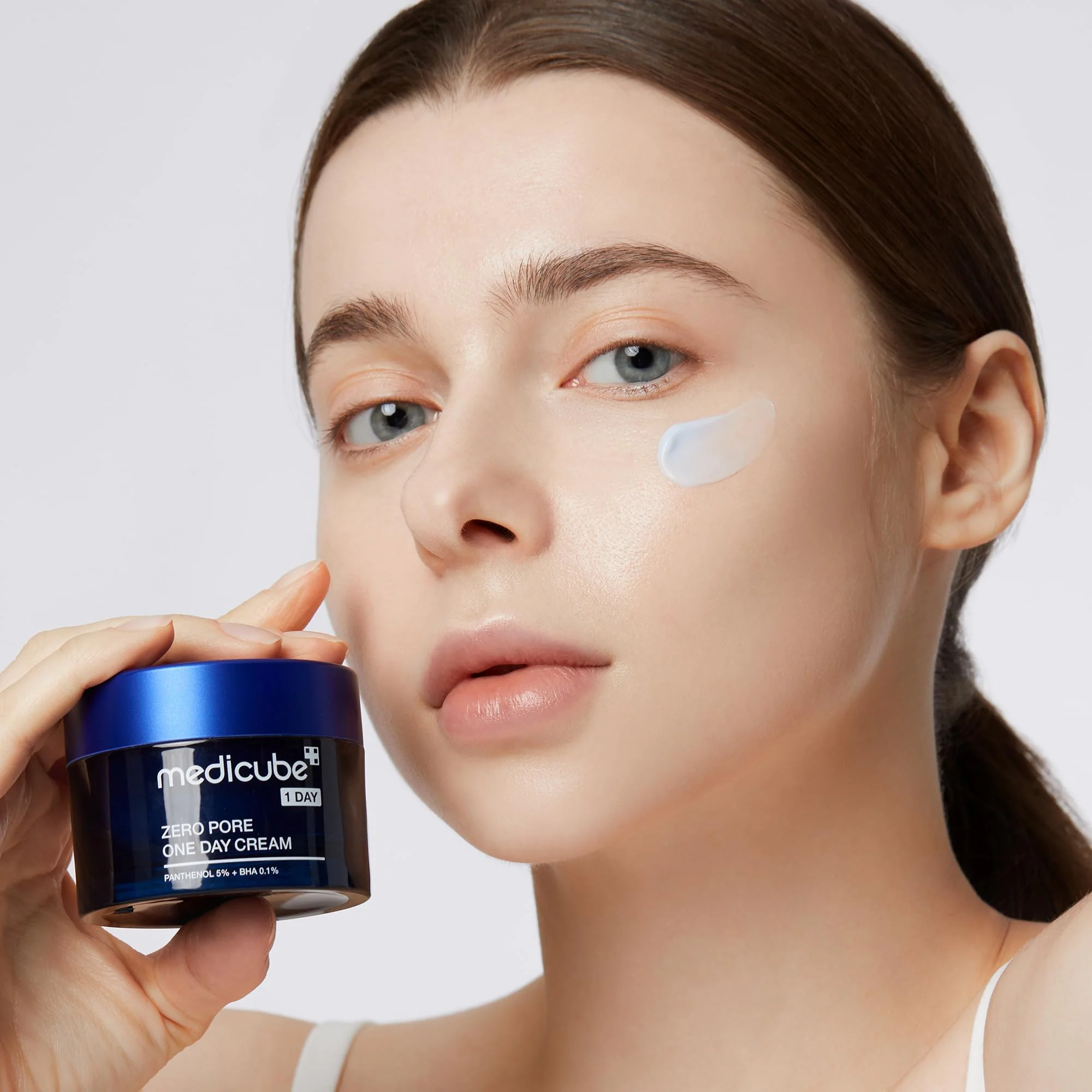 Medicube Zero Pore One-Day Cream 1.69 fl.oz - Visibly Smaller Pores, Controls Excess Oil - Pore Refining Cream with Panthenol, Salicylic Acid, and Niacinamide - Korean Skincare - Image 6
