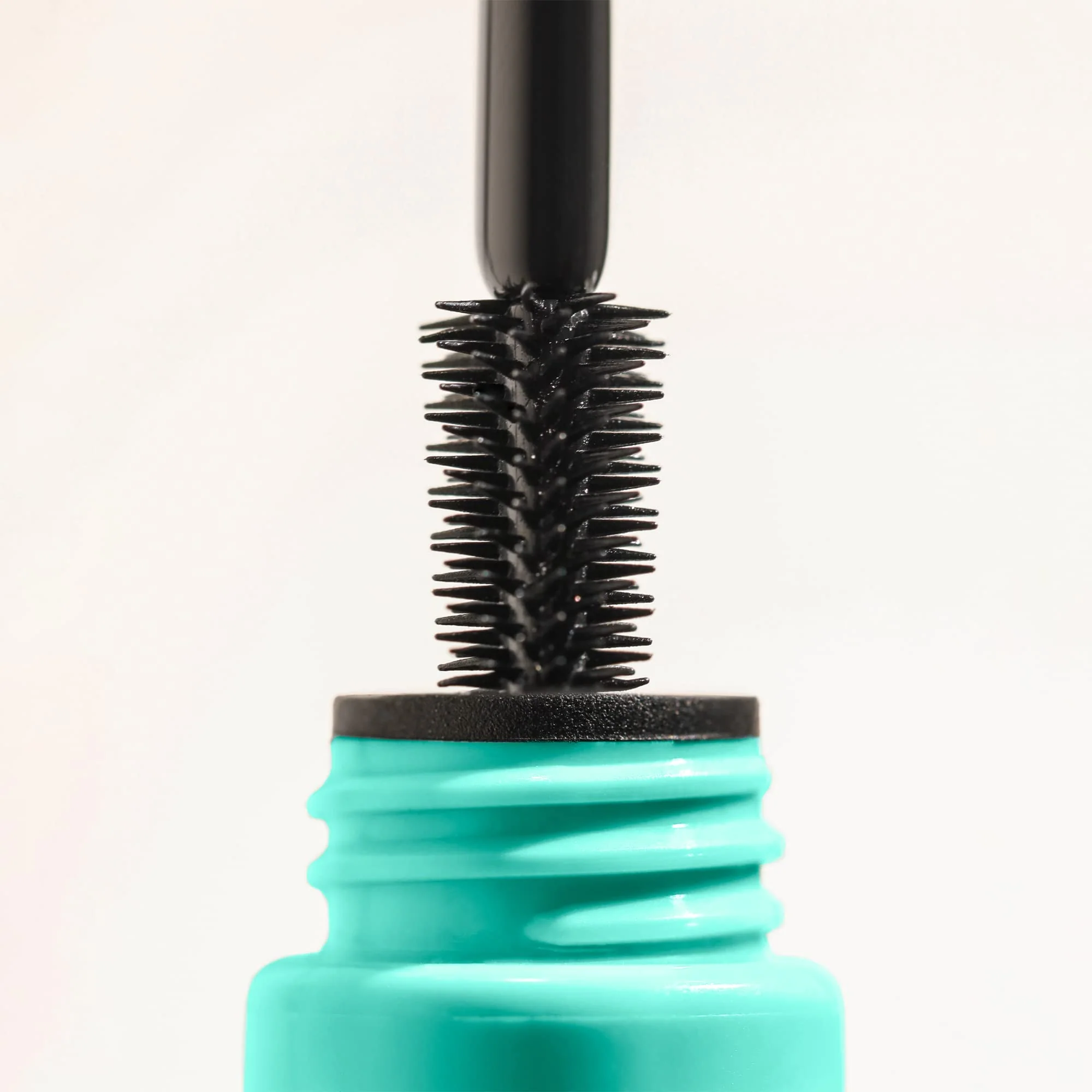 Milani Tubing Mascara | Highly Rated Mascara - Black | Length and Lift | Shea Butter to Nourish and Condition Lashes - Image 3