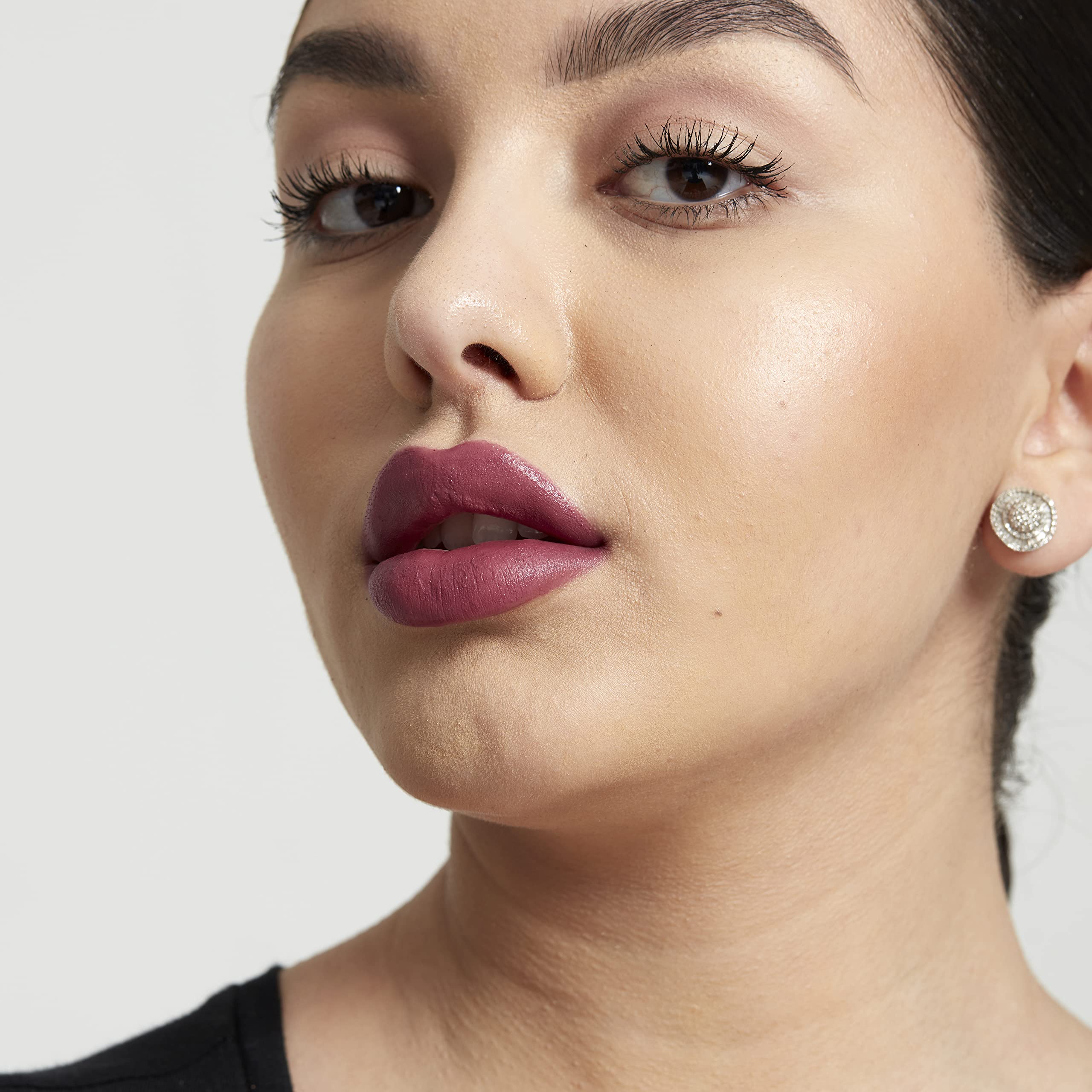NYX PROFESSIONAL MAKEUP Powder Puff Lippie Lip Cream, Liquid Lipstick - Moody (Cool Toned Plum) - Image 6