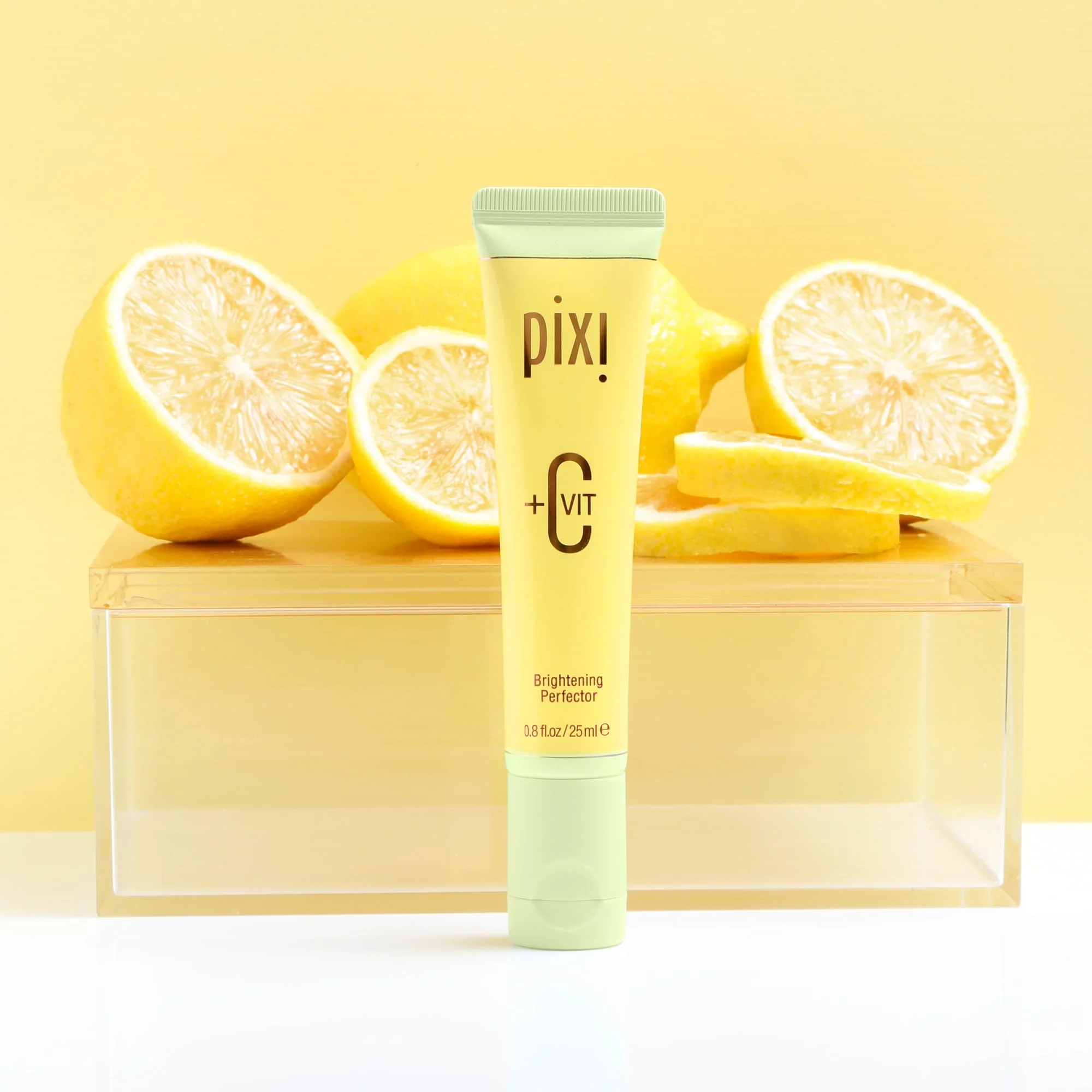 Pixi Beauty +C Vit Brightening Perfector | Vitamin C Complexion Enhancer with Ferulic Acid & Licorice | Blurs, Brightens & Evens Skin Tone | Wear Alone or Under Makeup | 0.8 fl oz/25 ml - Image 2
