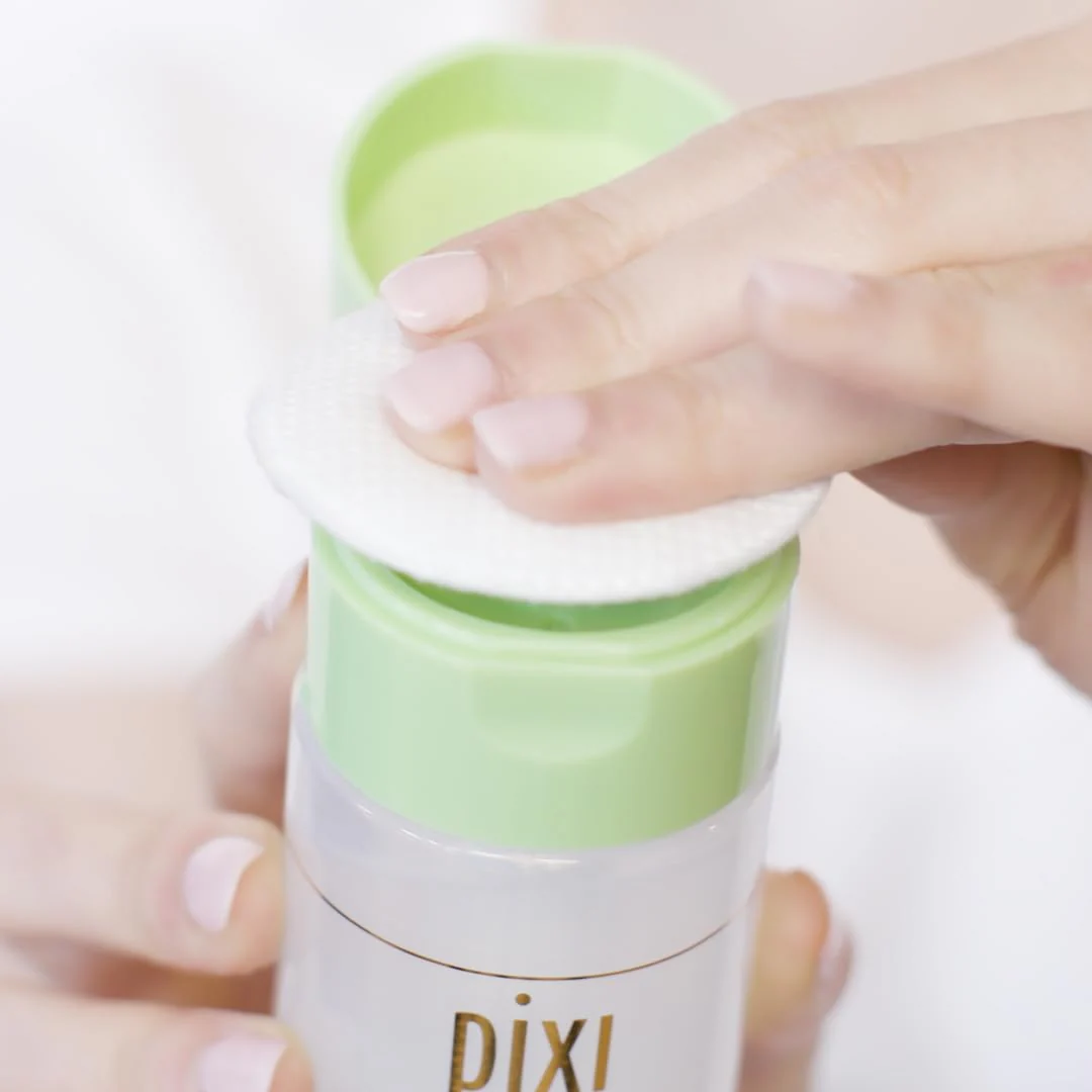 Pixi Beauty Hydrating Milky Makeup Remover, Gentle and Effective, 150 mL/ 5.07 fl oz - Image 4