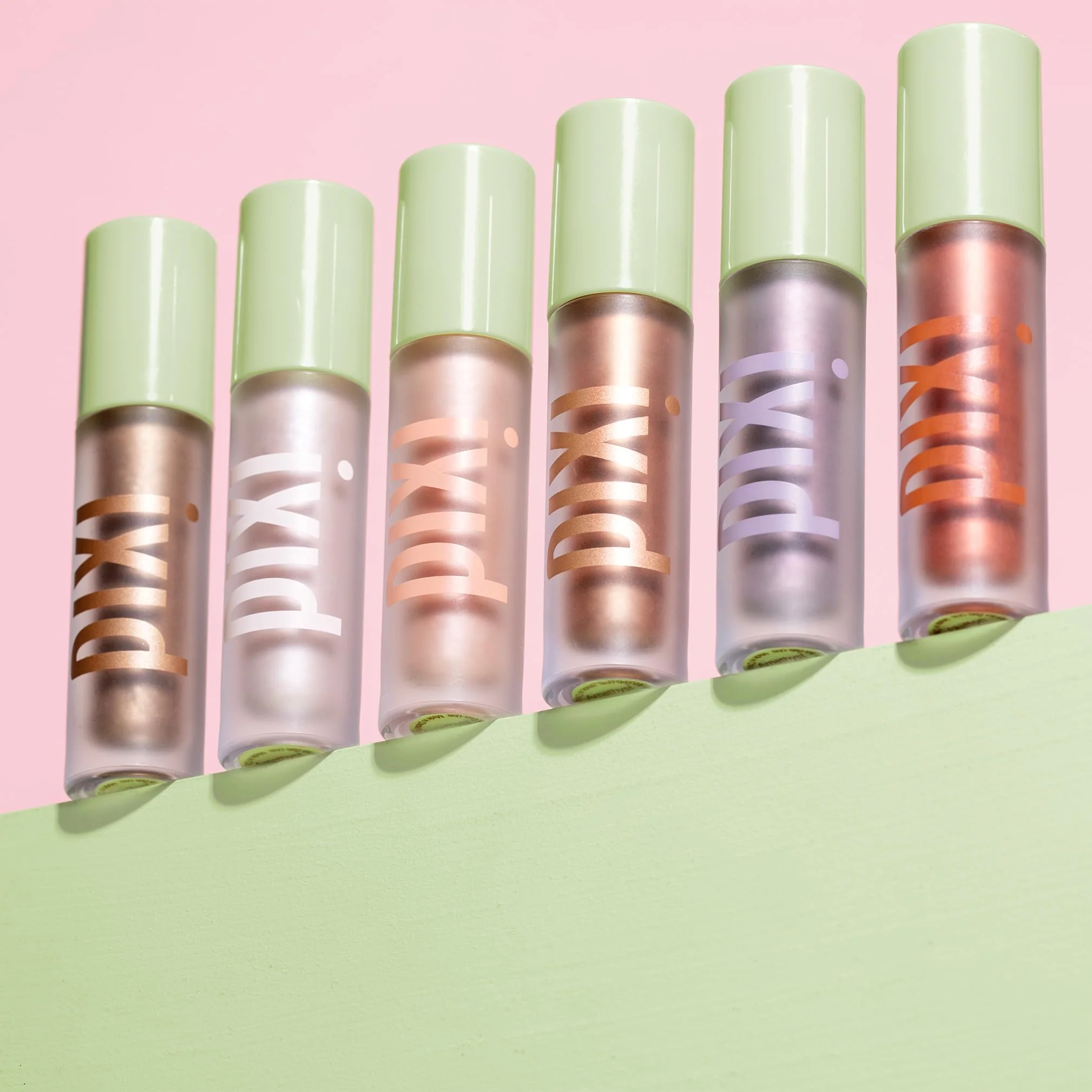 Pixi EyeLift Max Liquid EyeShadow | Long-Wearing, Crease-Free Color | Luminous & Soft-Focus Finish | With Avocado, Rosehip & Mango Seeds Extracts | Copper | 0.12 oz/3.4 g - Image 3