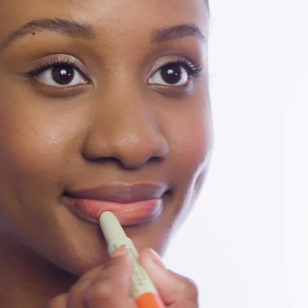 Pixi LipGlow | Sheer, Buildable Colour Lip Balm with Glossy Finish | Hydrating & Nourishing Formula for Everyday Wear | Mirror-Free Application | Ruby | 0.05 oz/ 1.5g - Image 2