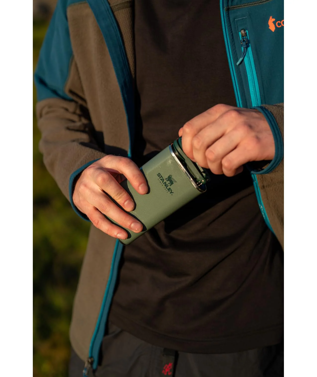 Stanley Adventure Pre-Party Flask 8 oz | Leakproof Hip Flask | Hinge Connected Never Lose Cap | Insulated Stainless Steel Liquor Container | BPA-Free | Toast - Image 3
