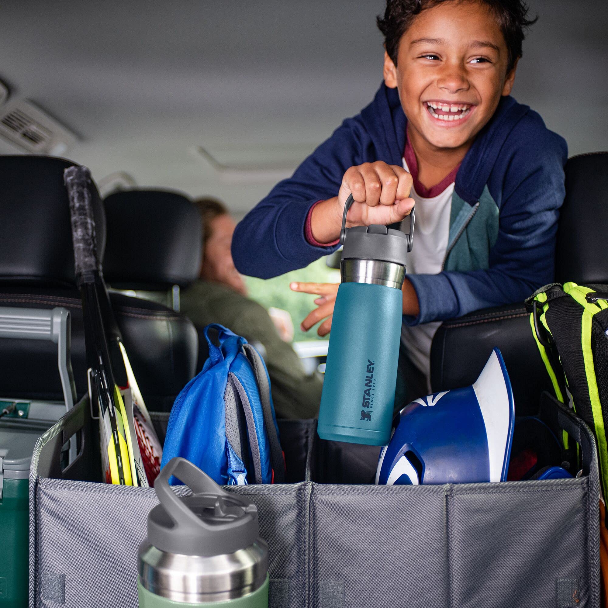 Stanley IceFlow Flip Straw Water Bottle 22 oz | Built-In Straw for Travel and Sports | Lightweight and Leak Resistant | Insulated Stainless Steel | BPA-Free | Lagoon - Image 2
