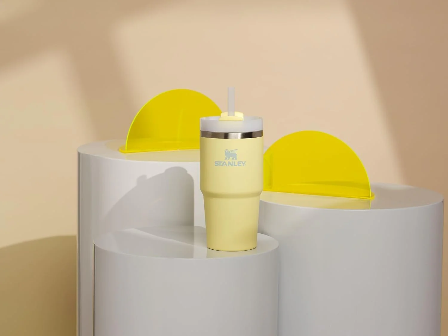 Stanley Quencher H2.0 Tumbler with Straw 20 oz | Flowstate 3-Position Lid | Cup Holder Compatible for Travel | Insulated Stainless Steel Cup | BPA-Free | Pomelo - Image 3