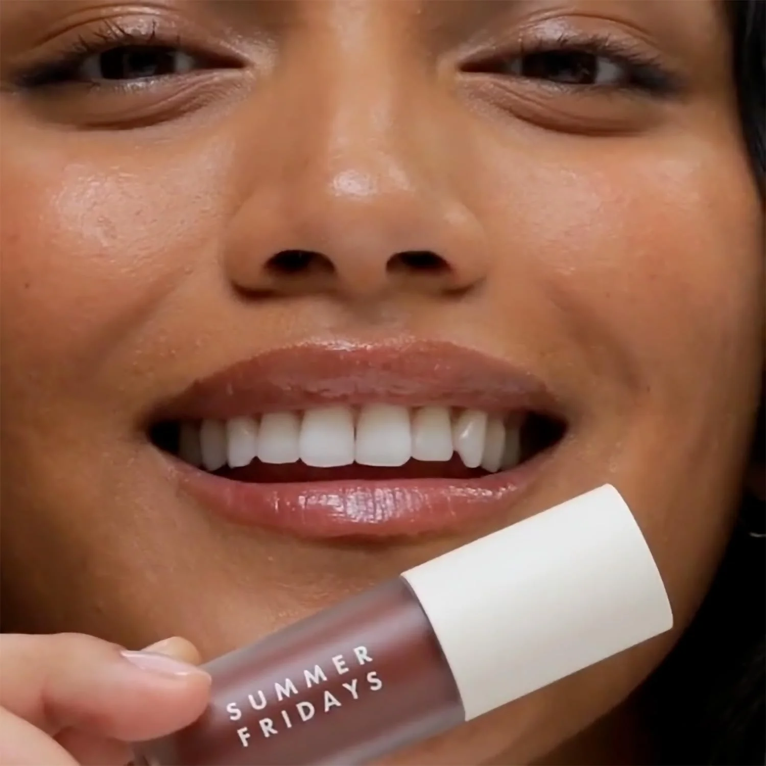 Summer Fridays Dream Lip Oil - Hydrating Tinted Lip Gloss Oil - Non-Sticky Formula with Skincare Benefits for Long-Lasting Softness + Shine - Effortless Beauty Gifts - Rosewood Nights (0.15 Oz) - Image 8