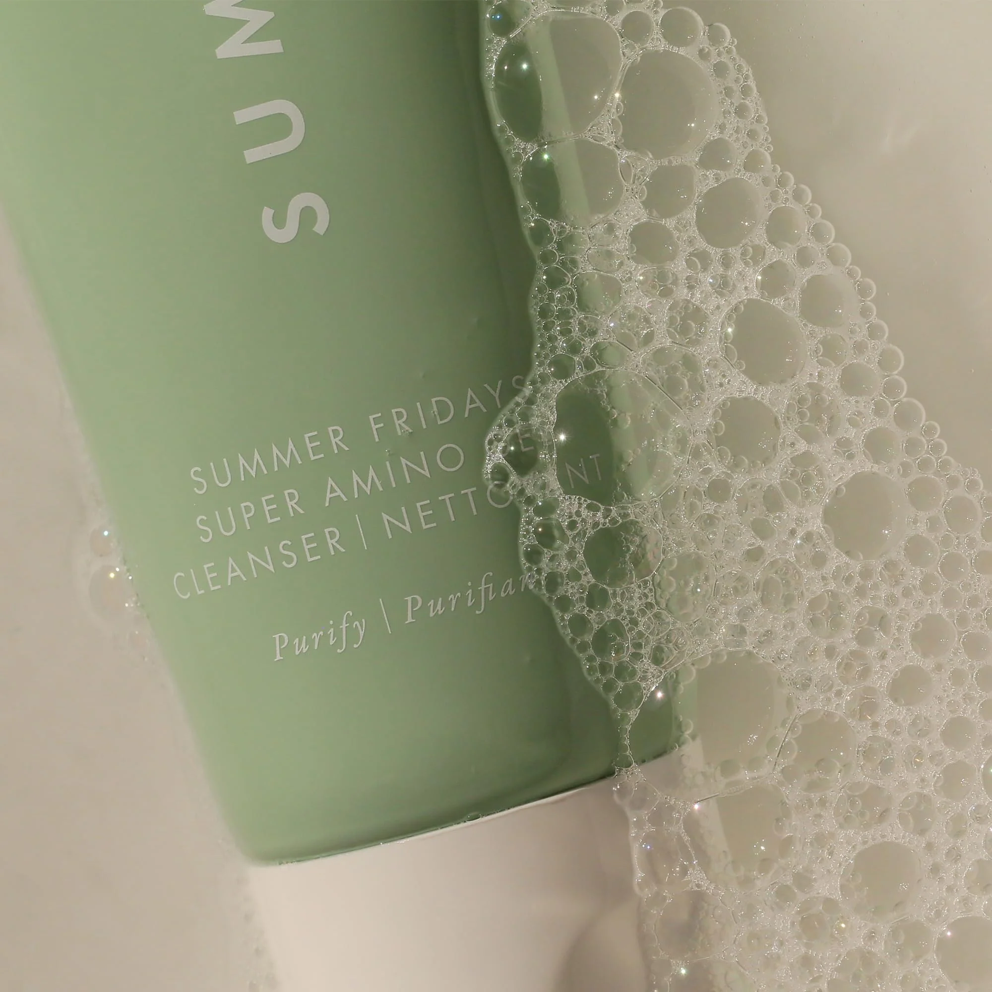 Summer Fridays Super Amino Gel Facial Cleanser - Gentle, pH-Balanced Face Wash + Makeup Remover - Helps Calm Irritation, Hydrate + Nourish Skin - Effortless Skin Care Gifts (5 Fl Oz) - Image 6