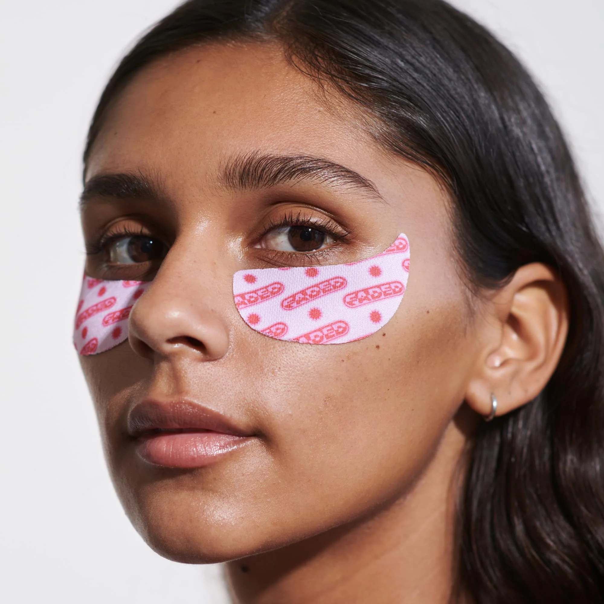 Topicals Faded Brightening Under Eye Masks | Patches to Depuff, Hydrate, Brighten and Cool | Reduce Dark Circles and Fine Lines | Contains Kojic Acid, Caffeine and Niacinamide (Set of 6) - Image 3