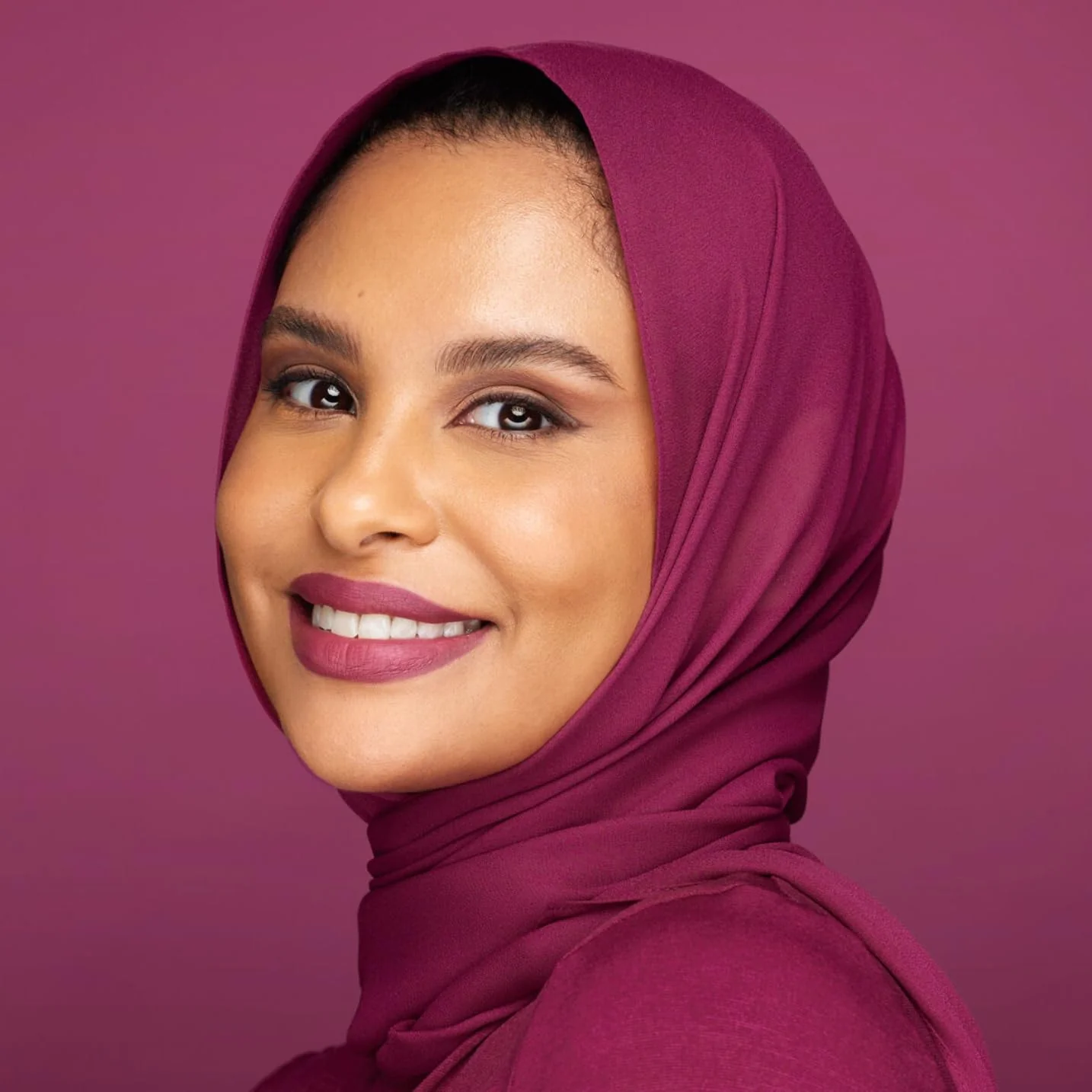 Trophy Wife - Huda Beauty Liquid Matte Lipstick - Image 8