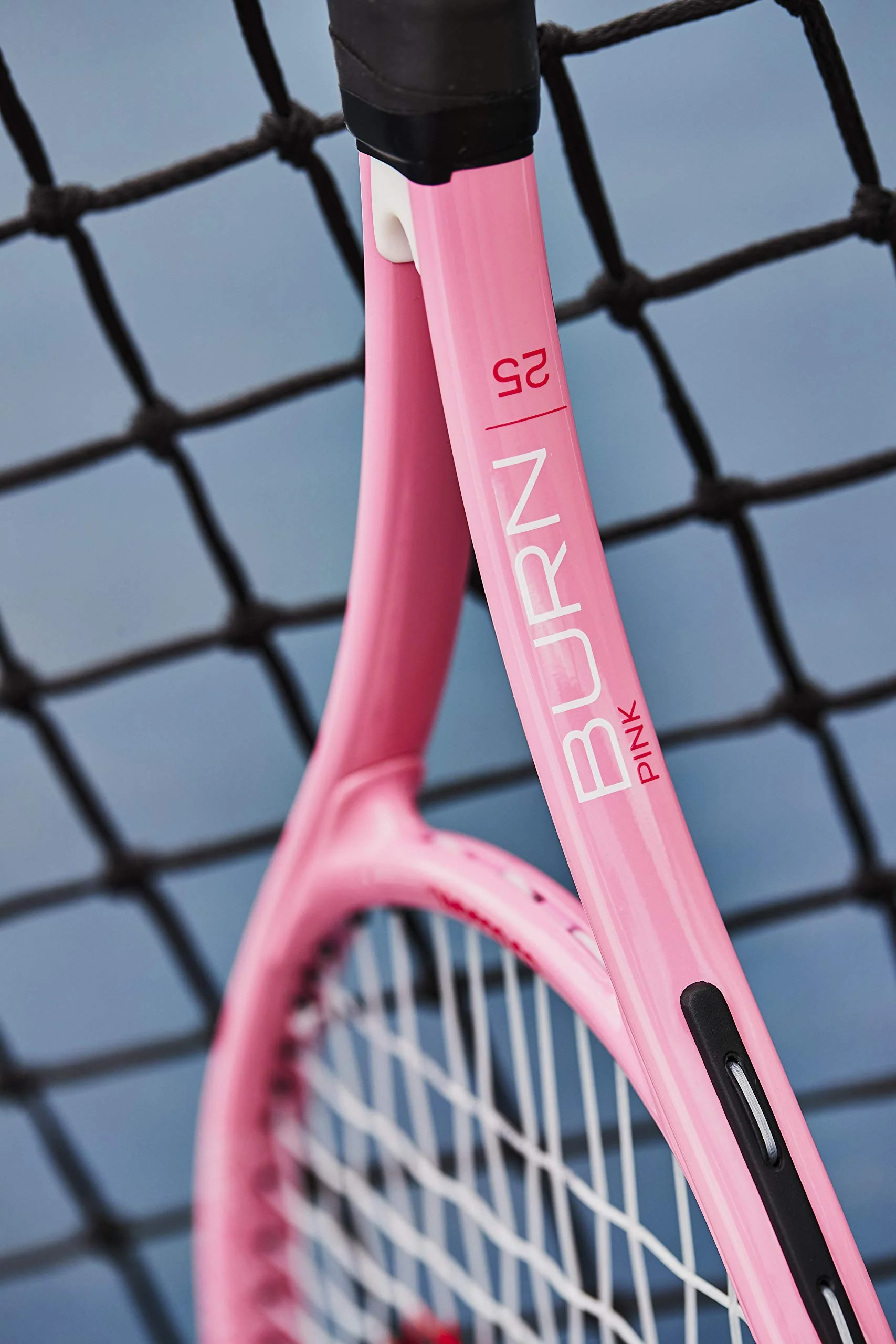 Wilson Burn Pink 25 Junior/Youth Recreational Tennis Racket - Image 3
