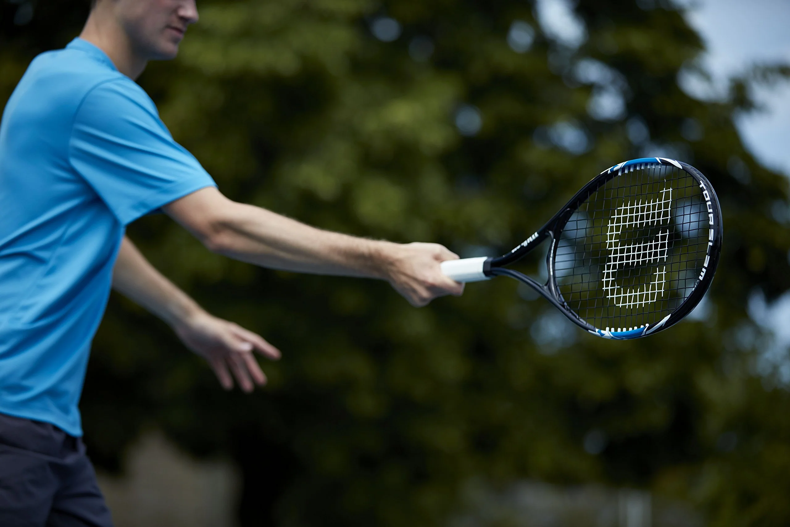 Wilson Tour Slam Lite Adult Recreational Tennis Racket - Grip Size 3 - 4 3/8", Blue/Black - Image 7